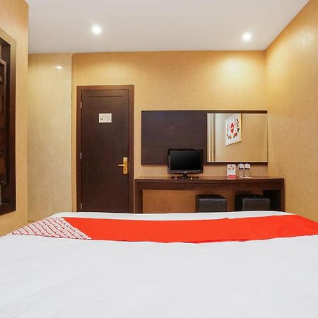 Istana Permata Ngagel Hotell Surabaya Eksteriør bilde