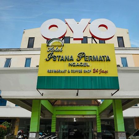 Istana Permata Ngagel Hotell Surabaya Eksteriør bilde